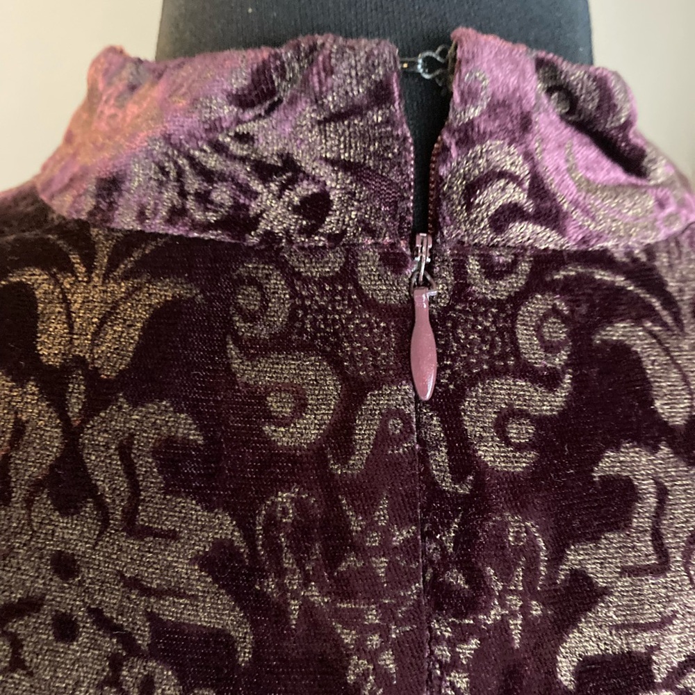 VINTAGE!! Carole Little deep purple and gold velvet sheath dress, size 4 - Picture 7 of 13